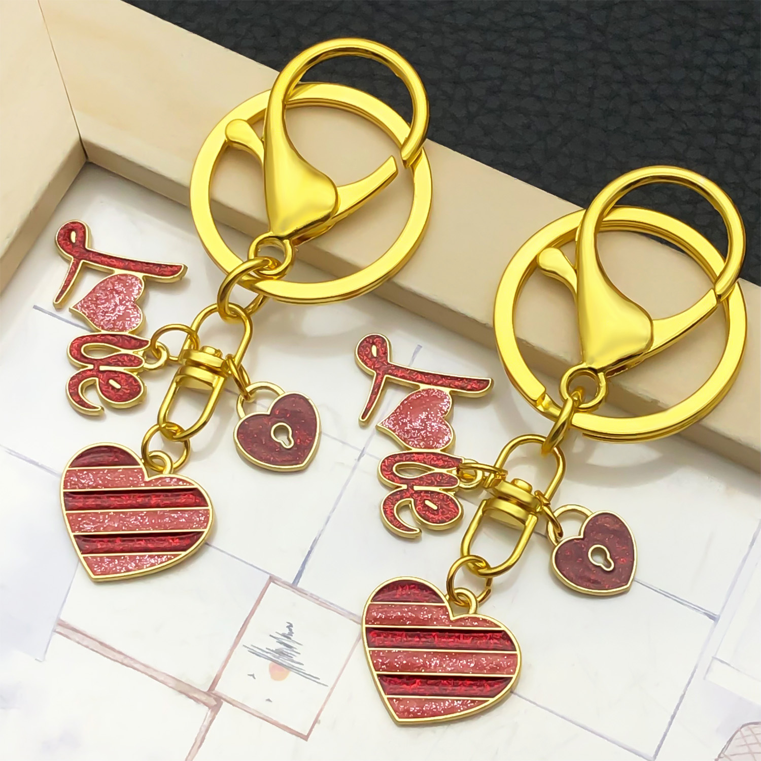 Wholesale Valentine's Day Oil ipping Red Sprinkled Gold Love Heart Keychain
