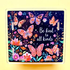 B590 - Butterfly Pen Holder