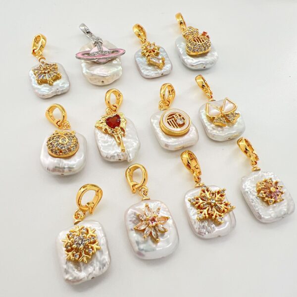 Wholesale Copper Gold-Plated Baroque Pearl Saturn Lucky Bag Maneki Neko Snowflake Pendant Necklace Clasp