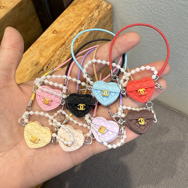 O1CN01jWoOtQ29F0HWuftT5_2216239028037-0-cib Wholesale dollhouse plush toy pendant, 3D resin DIY jewelry, mini -style bag