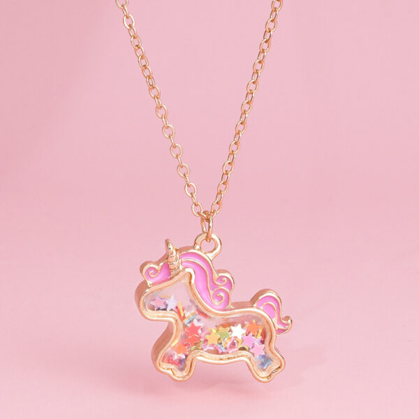 Wholesale Unicorn Necklace Containing Movable Sequins