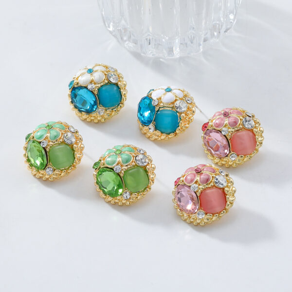 Wholesale Colorful circular sparkling rhinestone flower earrings