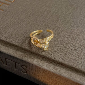 T-shaped wrapped zircon ring