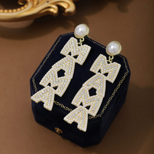 Wholesale Mother's Day Creative Letter Diamond Pearl Earrings Luxury Earrings