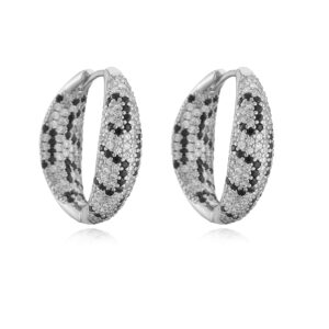 A pair of white gold style b white diamonds