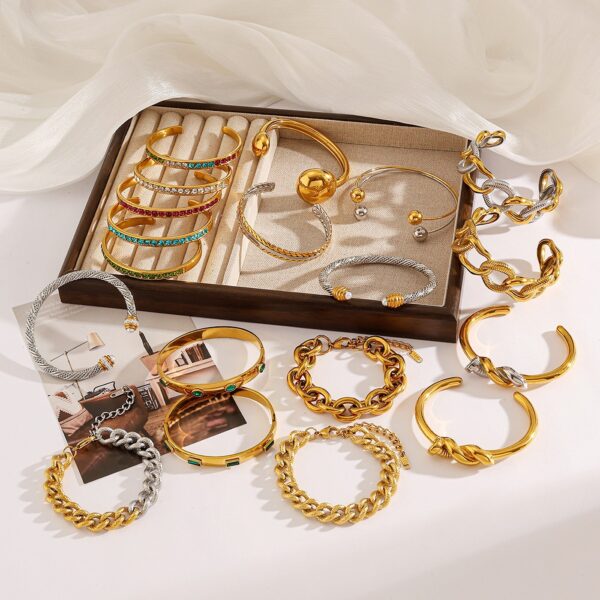 Wholesale Stainless Steel Titanium Steel Bracelet Non-Fading Oval Colorful Irregular Shape