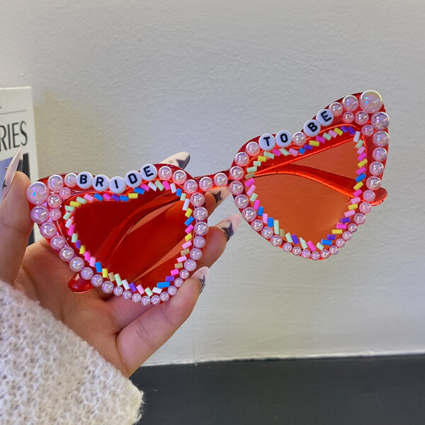 Wholesale Diamond studded letter pearl love wedding dress party sunglasses