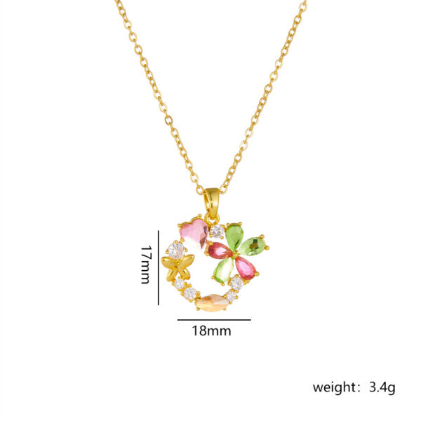 Wholesale Titanium steel necklace flower pendant