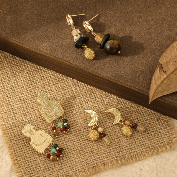 Wholesale Retro Maillard Tiger Eye Stone Natural Stone Moon Earrings