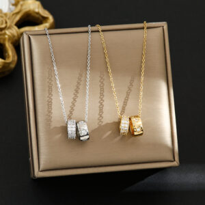 Wholesale Sparkling Diamond Engraved Round Ring Pendant Titanium Steel Necklace