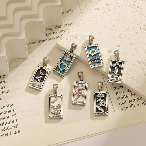 O1CN01lK4gep1pA9kArbrKX_2219486875319-0-cib Wholesale Stainless Steel Gold Tarot Card Pendant