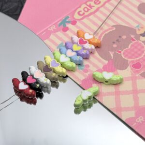 Light green / 13.7*4.7mm, hole approximately 1.8mm