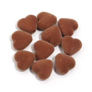 Heart dark brown / Size: outer diameter 16.5*17.5mm, hole diameter 2.4mm