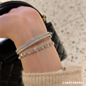 Wholesale Vintage inlaid shiny zircon buckle bracelet