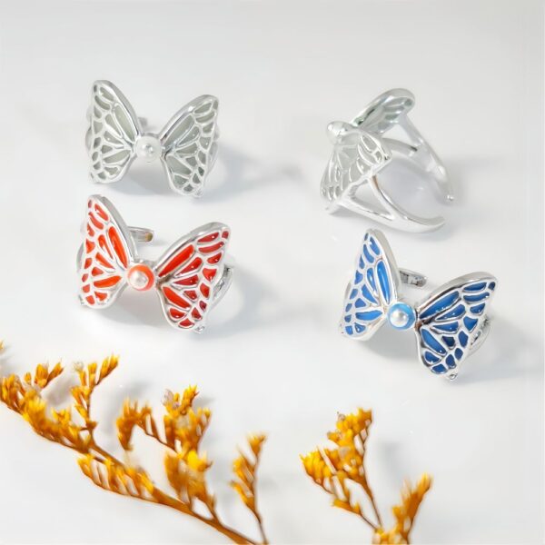 Wholesale Luminous Distinctive Butterfly Ring Adjustable Exaggerated Ring