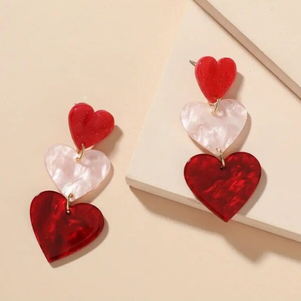 Wholesale Valentine's Day Heart-Shaped Stud Earrings with Simple Three-Link Drop Earrings