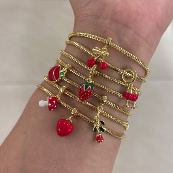 Wholesale Xiyin Explosions New Strawberry Cherry Fashion Sense Bracelet Pendant Color Dropping Fruit Series Bracelet