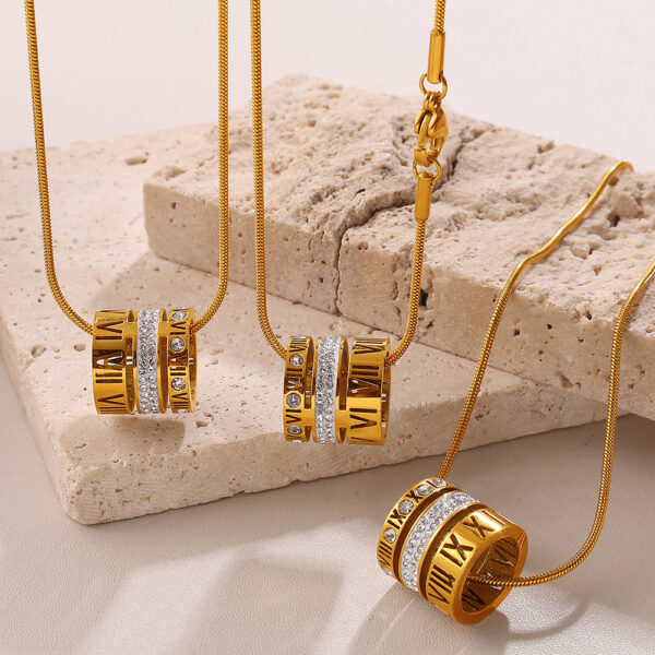 Wholesale Diamond-Encrusted Small Waist Pendant Stainless Steel Luxury Necklace