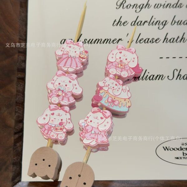 Wholesale 10pcs embossed pink cake cartoon dog acrylic beads