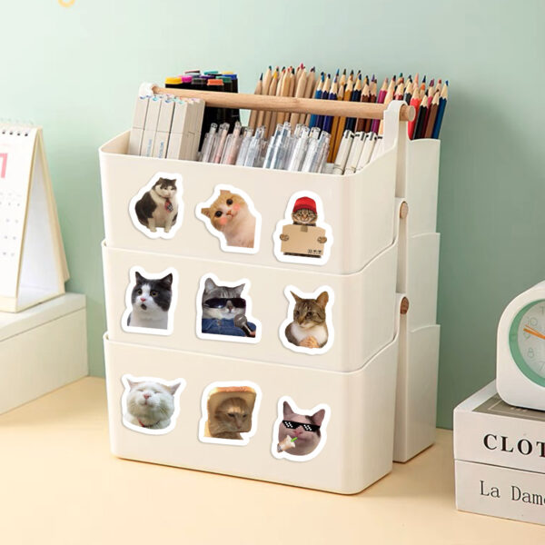 Wholesale 500 sheets/roll of adhesive tape with cat expressions Waterproof Vinyl Stickers