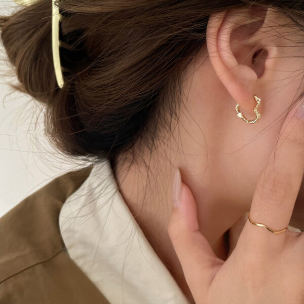 Wholesale White copper heart-shaped plain ring Valentine's Day earrings