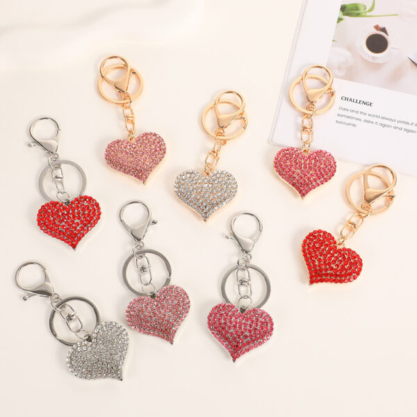 Wholesale Solid color peach heart set with diamonds Metal Keychain