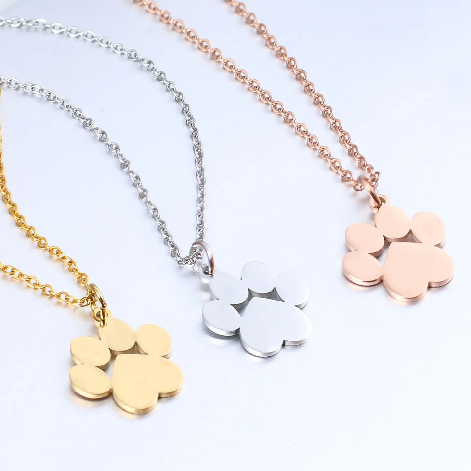 Wholesale Pet Cat Claw Dog Claw Pendant Necklace