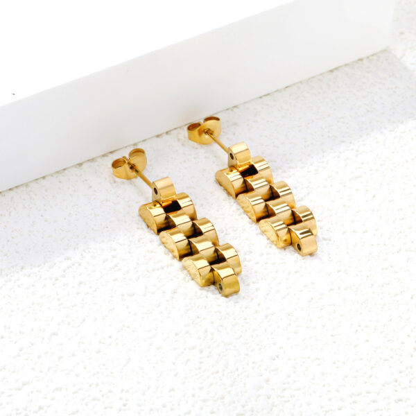 O1CN01mS2wy91V7bEuZVdJb_2214103262606-0-cib Wholesale 18k Gold-Plated Stainless Steel Stud Earrings, Snake-Shaped Cartilage Studs
