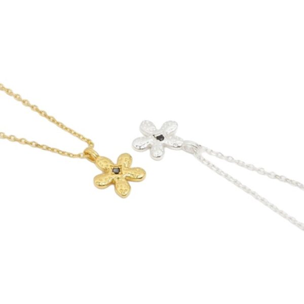 O1CN01mZSV5L1t2bfBXlt7m_2209746145844-0-cib Wholesale Begonia Mark Exquisite Texture Mini Flower Daily Versatile Necklace