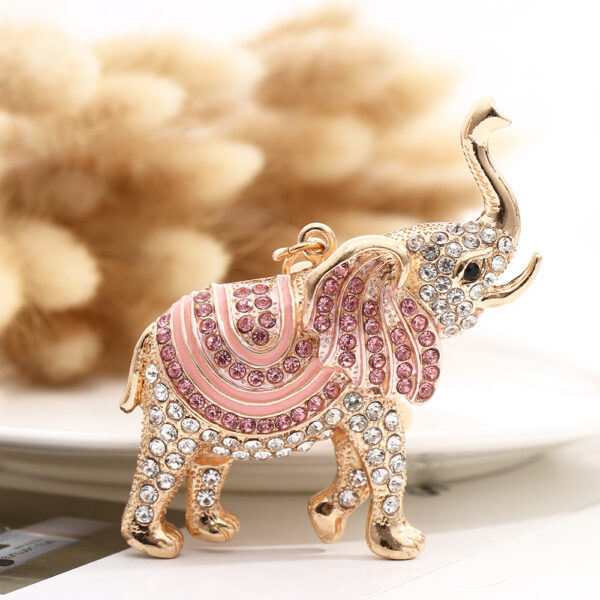 Wholesale Cute Elephant Keychain Pendant Metal Creative Cartoon Gift