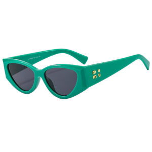 Green frame Gray piece