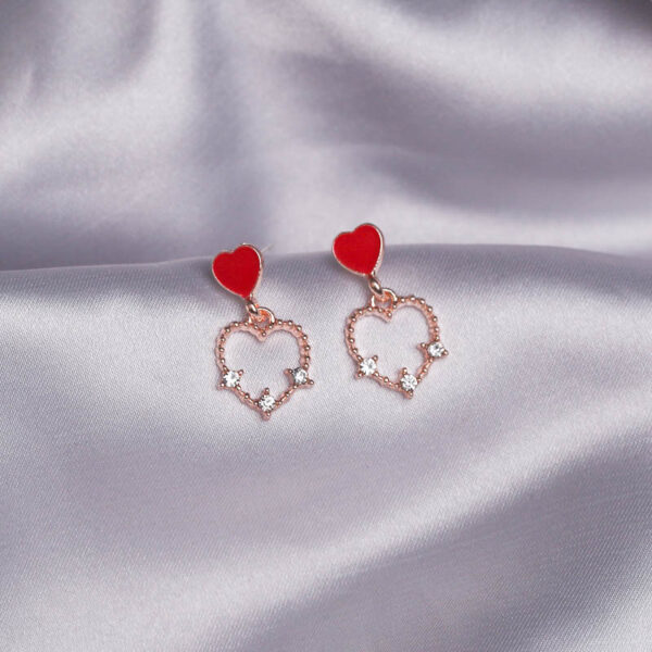 O1CN01n2usYT1jEpsddPqUM_2212072154517-0-cib Wholesale Sweet red heart-shaped earrings