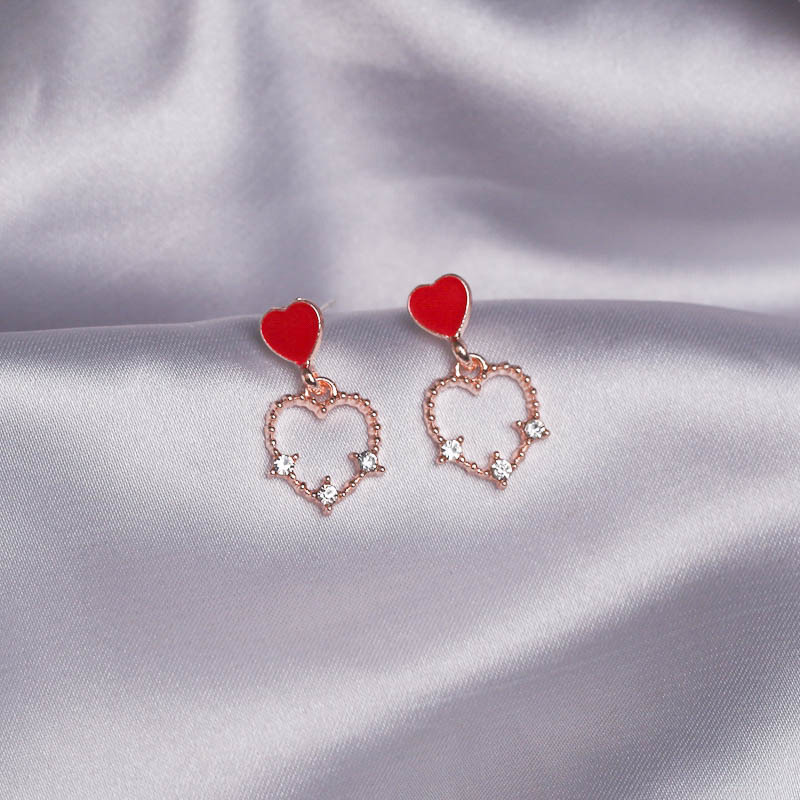 Wholesale Sweet red heart-shaped earrings