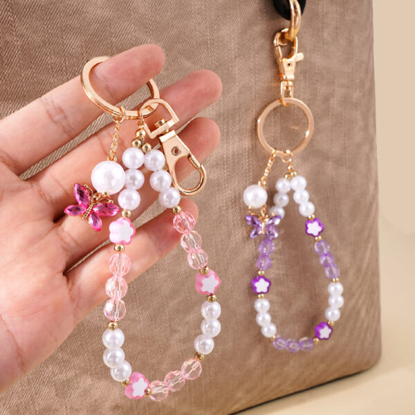 Wholesale Handmade Beaded Accessories English Letter Keychain