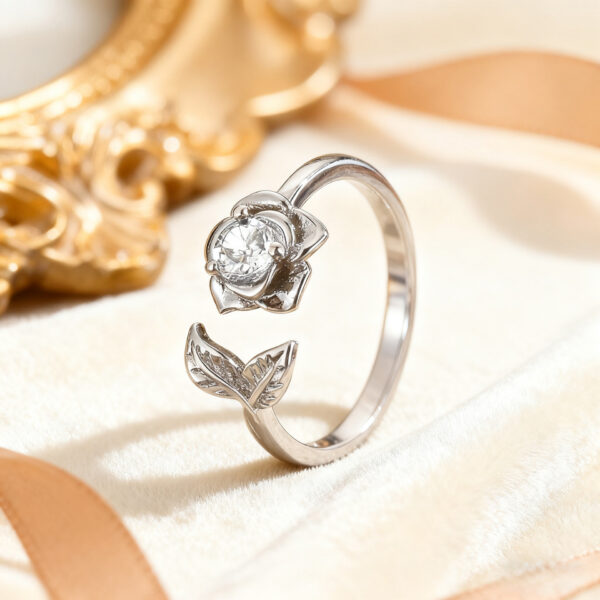 O1CN01nGsO8P27EswwCVRPO_2214656237766-0-cib Wholesale Valentine's Day Open Diamond Fishtail Retro Rose Ring
