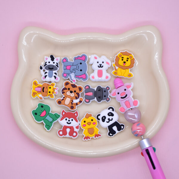O1CN01nM15K51t0m7DFfWbx_2207248195840-0-cib Wholesale Random Cartoon Animal World Focal Beads