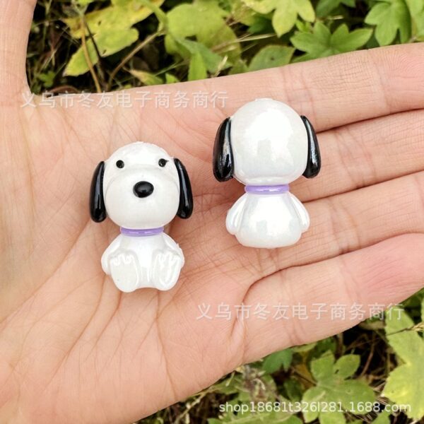 Wholesale Snoopy Puppy Plush Toy Cute Silicone 29mm Adorable Cartoon Through-Hole Beads DIY Phone Chain Keychain Car