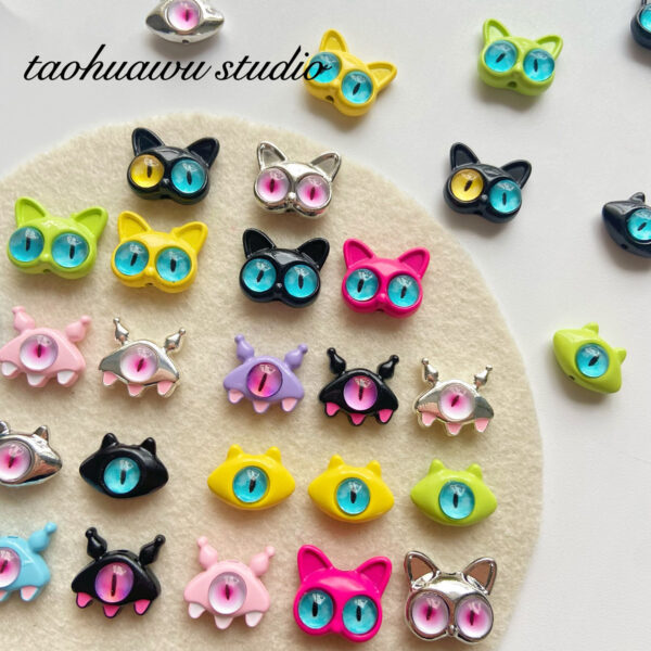 Wholesale Colorful cartoon monsters