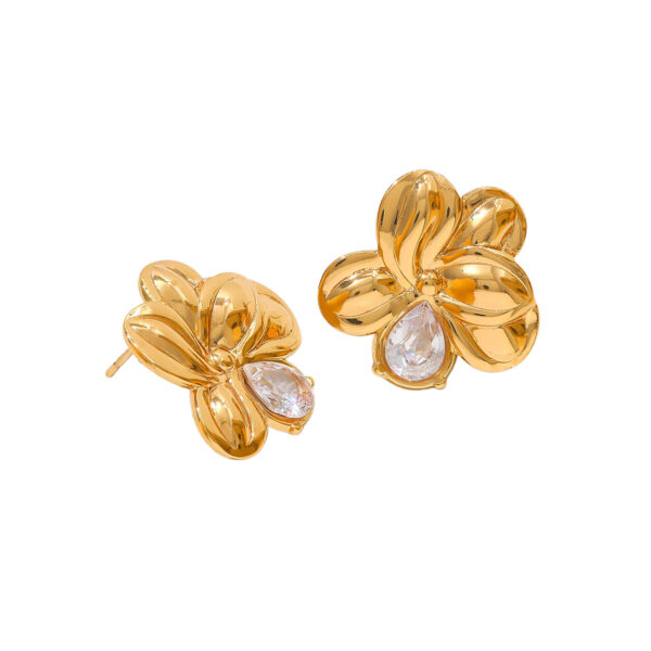 O1CN01o1mU7r1P9XFjmI8yw_2218506891798-0-cib Wholesale Stainless steel earrings vacation style pearl flower earrings for women