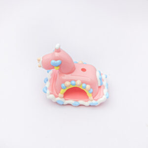 Pink small wooden horse (1 piece)