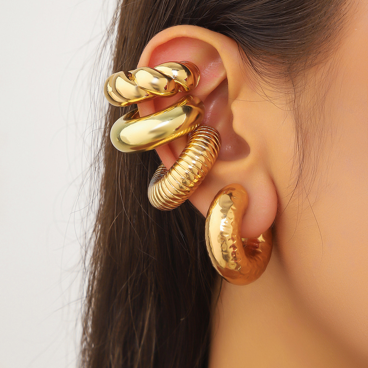 Wholesale Golden Geometric Waterop Texture Ear Clip Set