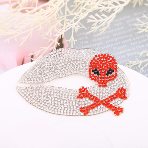 Wholesale Water Diamond Red Lips Bear Embroidery DIY Patches