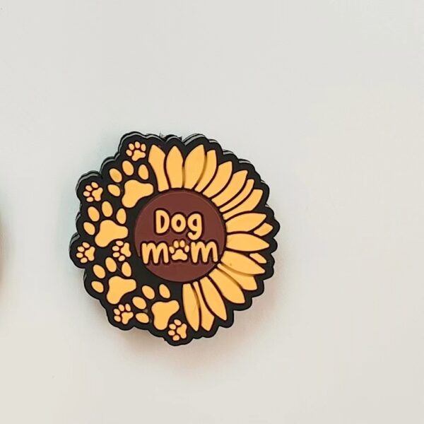 Wholesale 10pcs Cartoon Santa Claus Elk Motif Silicone Beads