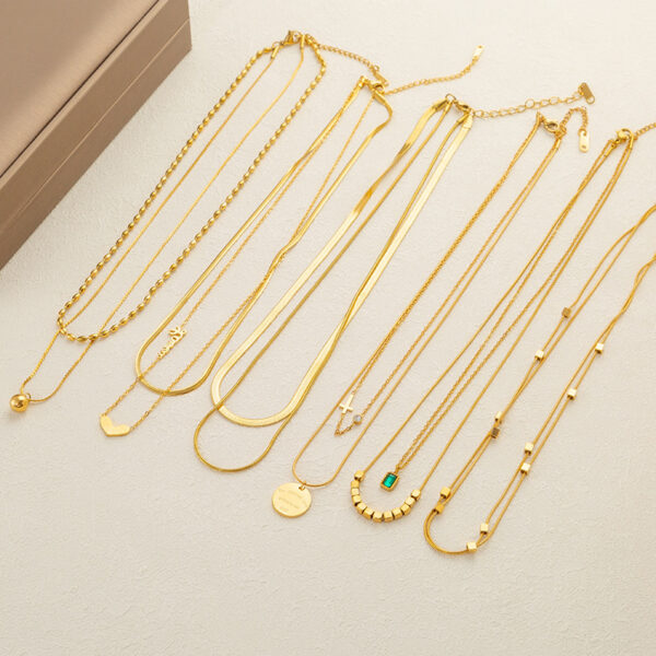 Wholesale Accessible Luxury Niche Emerald Titanium Steel Necklace Women's Ins Style