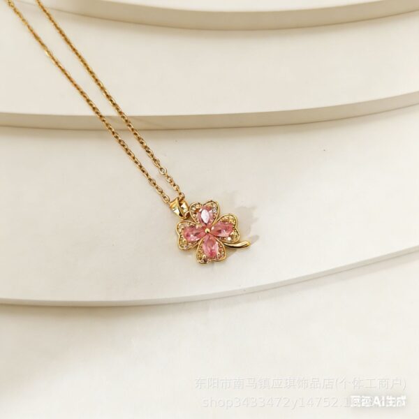 Wholesale European and American Cross-Border Multi-Style Pendant Necklace Women's Fashion Elegant Accessible Luxury Popular Ins Style Versatile Clavicle Chain