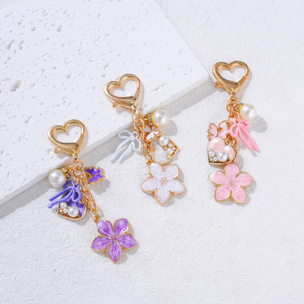 Wholesale Enamel Flower Keychain Butterfly Love Inlaid Pearl Pendant Bag Pendant