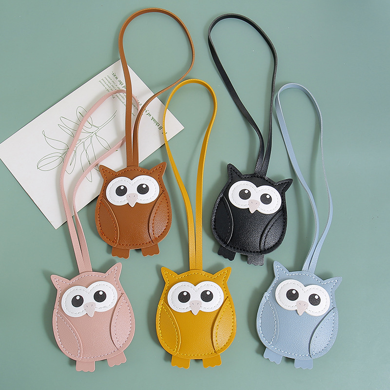 Wholesale PU leather stued owl keychain