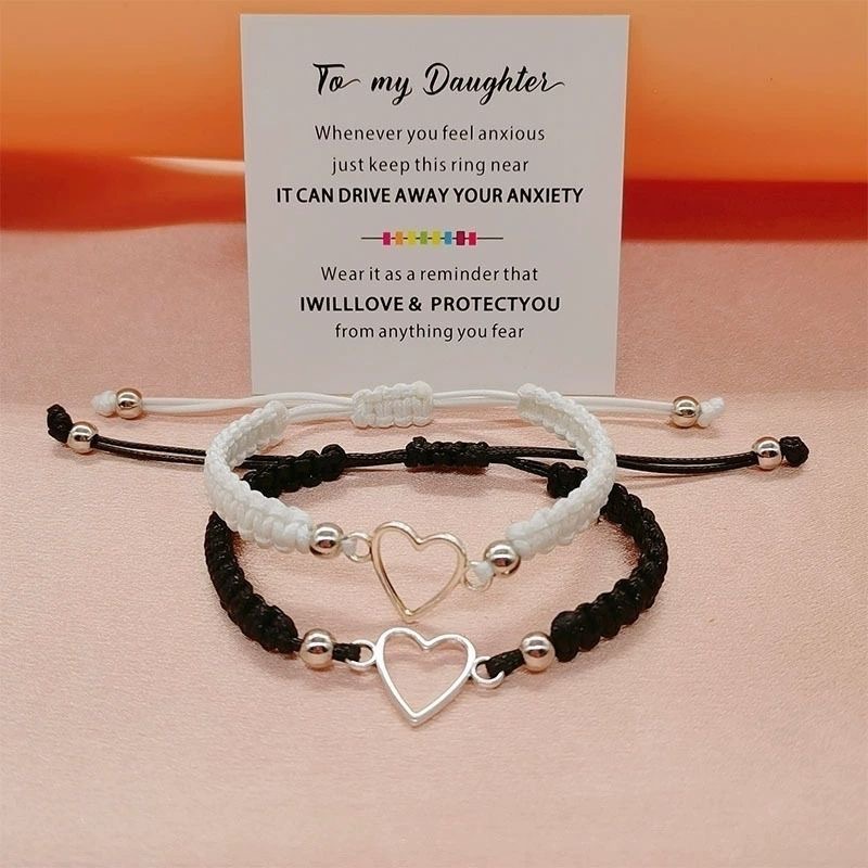 Wholesale Cole bracelet, a Valentine's Day gift for best friends, students, star-patterned black and white wrist rope