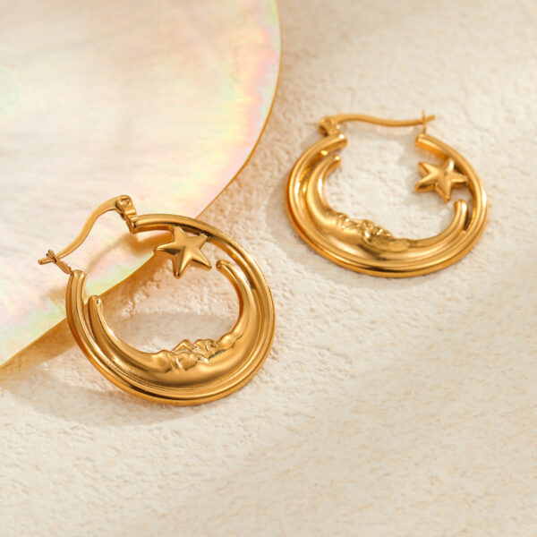 O1CN01p7bHho29BL3xtAXcM_2211762048029-0-cib Wholesale retro star ring hollow earrings stainless steel earrings