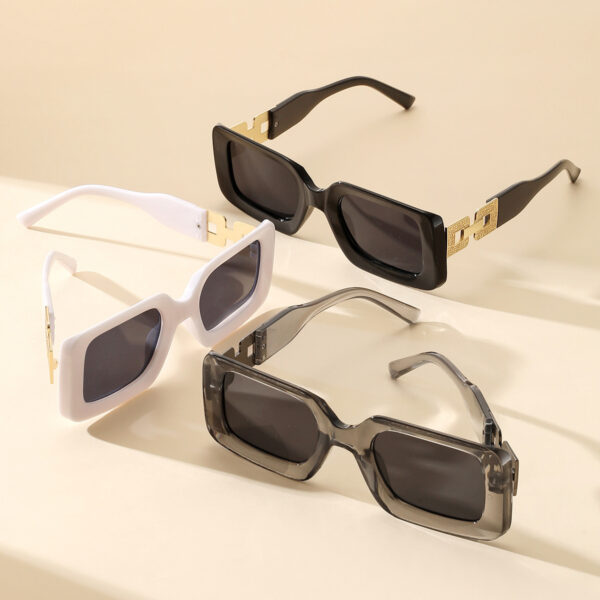 Wholesale Diamond chain rectangular small frame street photography sunglasses